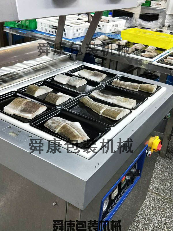 真空貼體包裝機(圖5) 真空貼體包裝機(圖5)